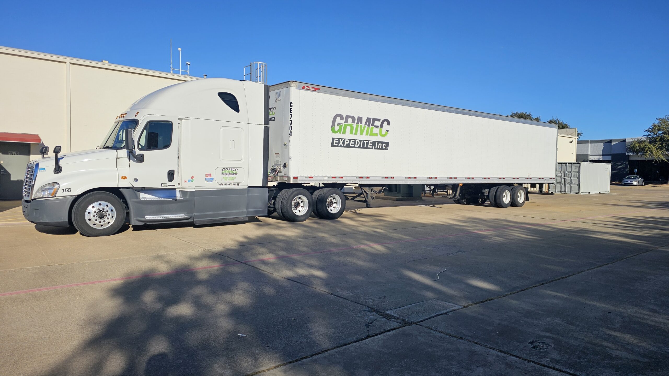 Buying My First Semi Trailer As An Owner Operator